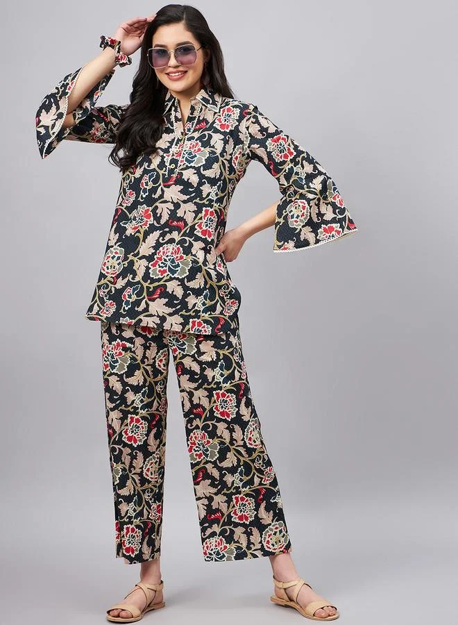 WineRed طقم منسق من بلوزة طويلة وبنطال مع ربطة سكرانشي